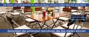 Biergartentische eckig und Klapptische mit cremefarbenen Sitzpolster und bunter Tischdekoration. Biergartentische eckig und Klapptische mit cremefarbenen Sitzpolster und bunter Tischdekoration.